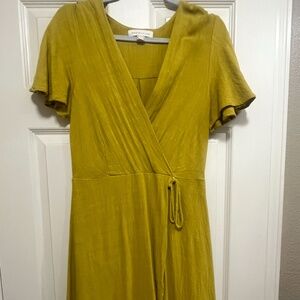 Monteau Los Angeles  Flowy Dress